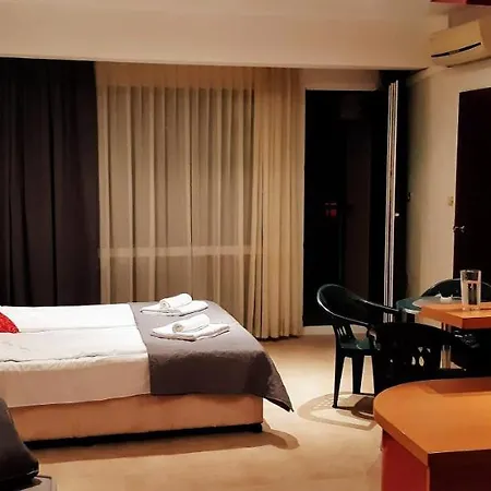 Lejlighed Miramar Palace - Planeta 614