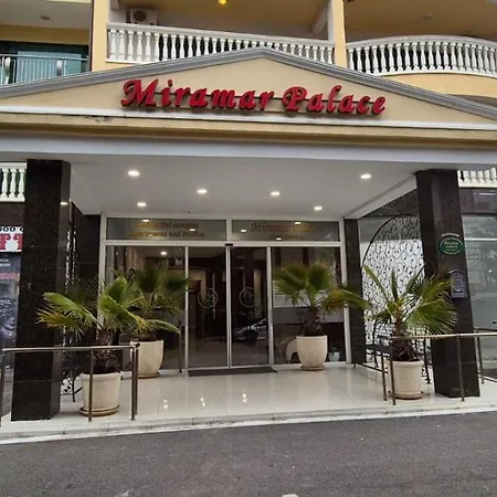 Appartamento Miramar Palace - Planeta 614 *